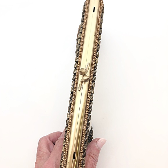 COPY - Moyna Convertible Beaded Clutch in Linen & Neutral Colored Beads, NWOT - Picture 11 of 11